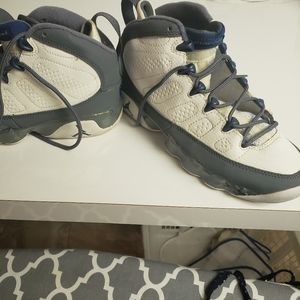 AIR JORDAN RETRO 9 SNEAKERS size 6 womens 7.5